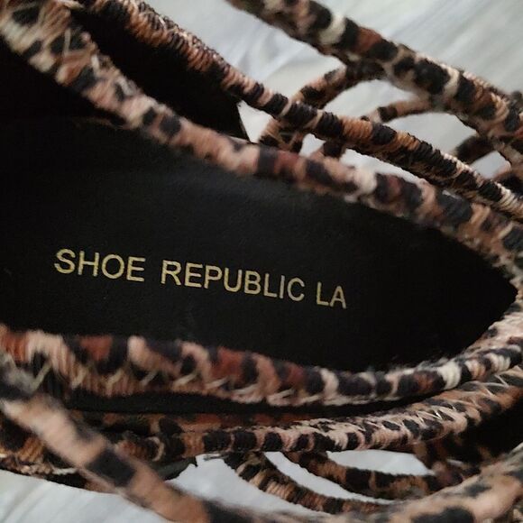 Shoe Republic LA cheetah print strappy  platform heels  Sz 7.5 - Picture 7 of 8